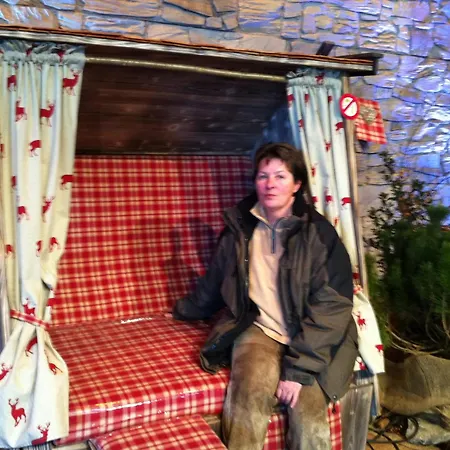 Bed & Breakfast Baeckeralm - 16 +