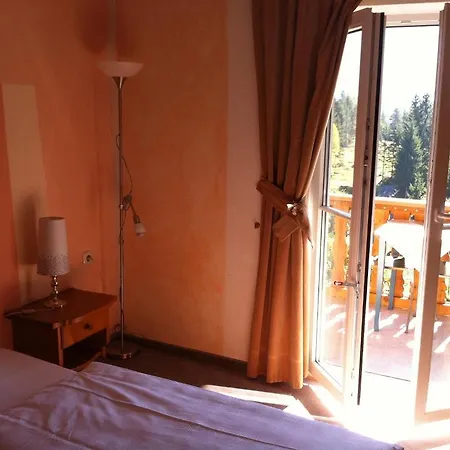 ベッド・アンド・ブレックファスト Baeckeralm - 16 +